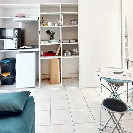 Cosy Avec Jardin 23m² Piscine Partagee La Jarrie
