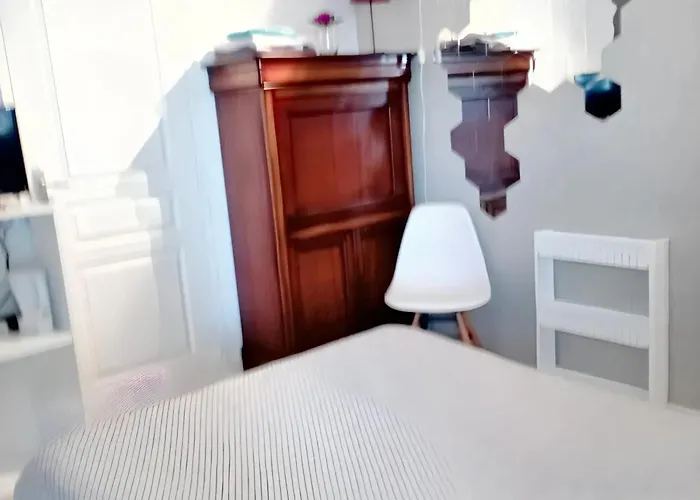 Cosy Avec Jardin, La Jarrie, 23m², Piscine Partagée