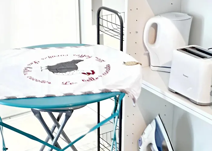 Cosy Avec Jardin, La Jarrie, 23m², Piscine Partagée La Jarrie