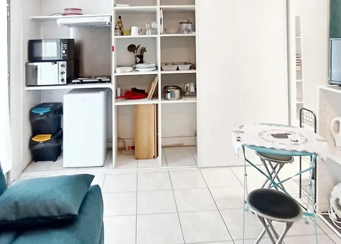 Cosy Avec Jardin, La Jarrie, 23m², Piscine Partagée La Jarrie